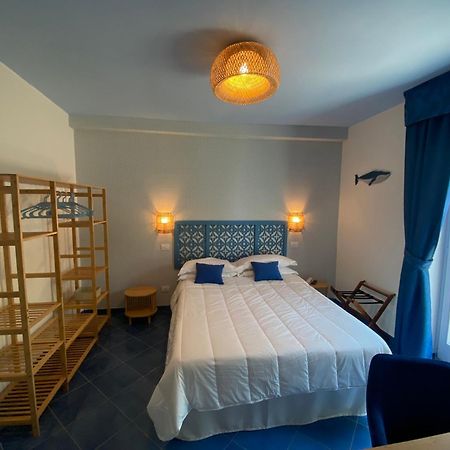 Hotel Villa Lubrense Sorrento Massa Lubrense Exteriör bild
