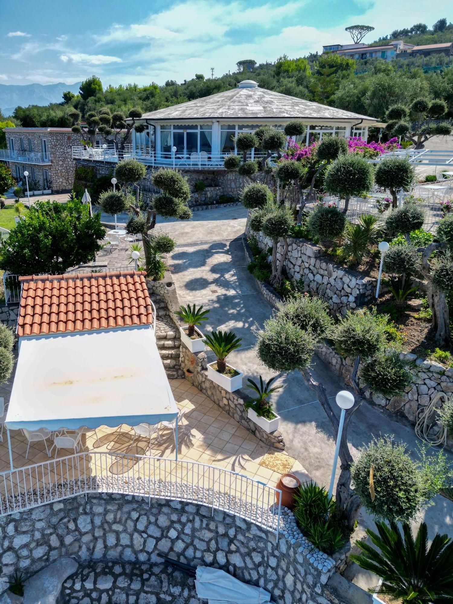 Hotel Villa Lubrense Sorrento Massa Lubrense Exteriör bild